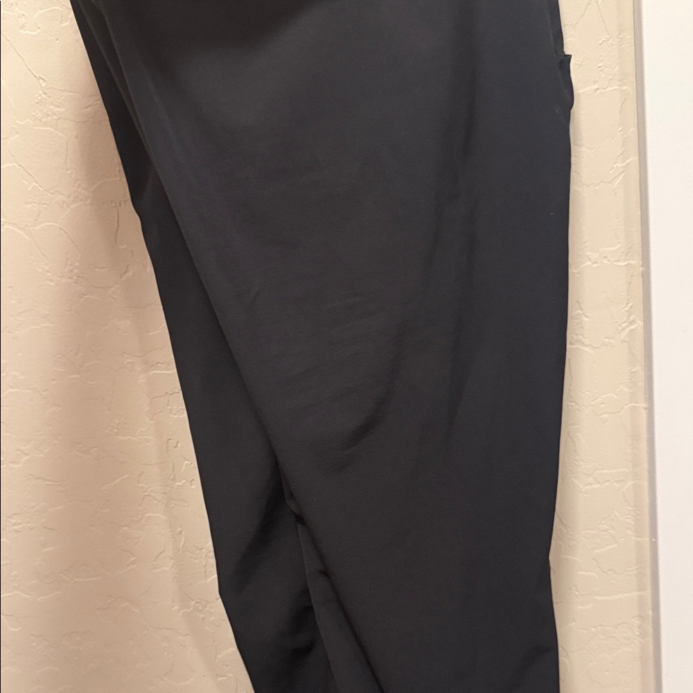 Fabletics Men's Dress Pants - Black